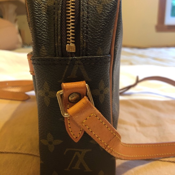 Louis Vuitton monogram Trocadero 27 - Picture 4 of 16